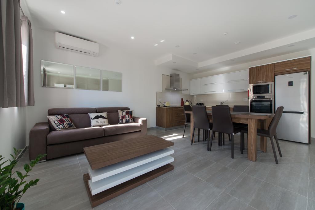 Hacienda Apartments Sliema Bagian luar foto