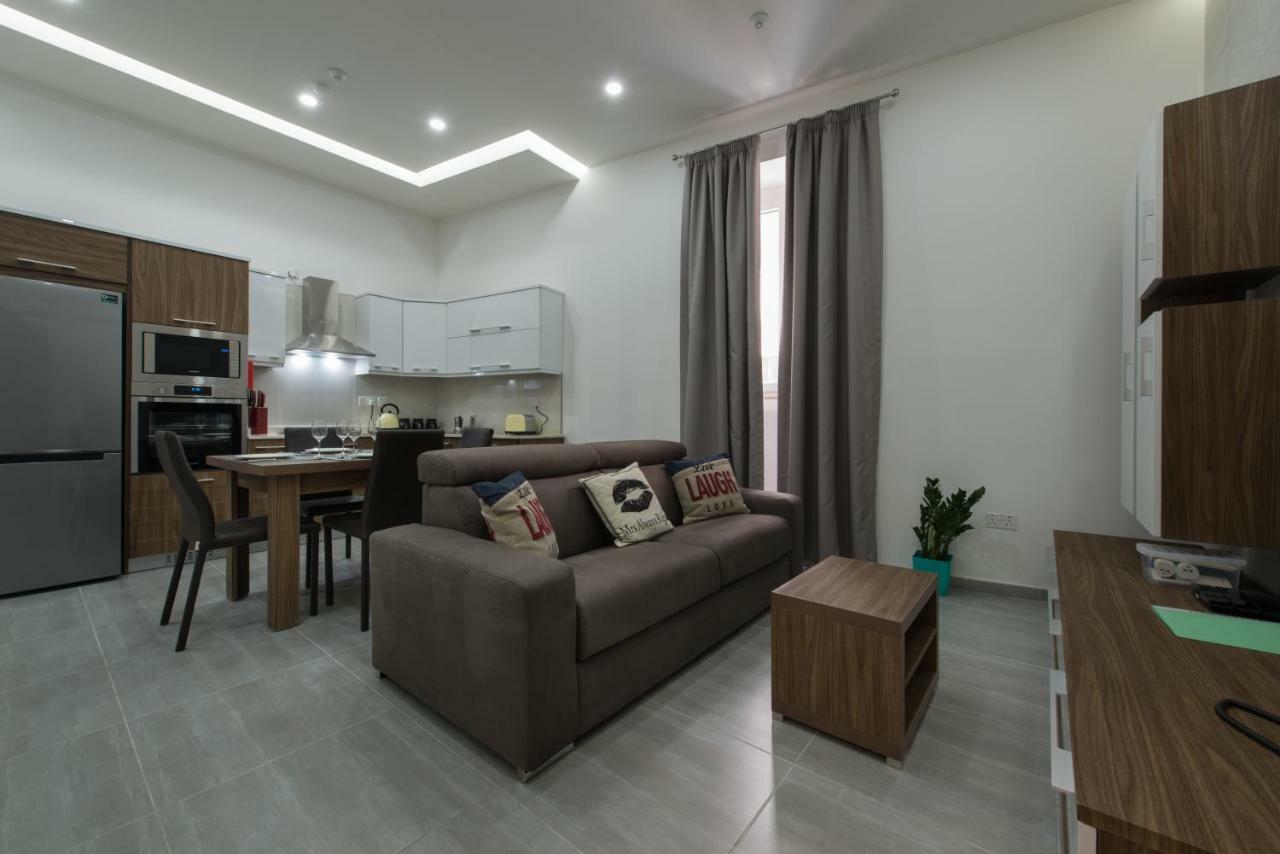 Hacienda Apartments Sliema Bagian luar foto